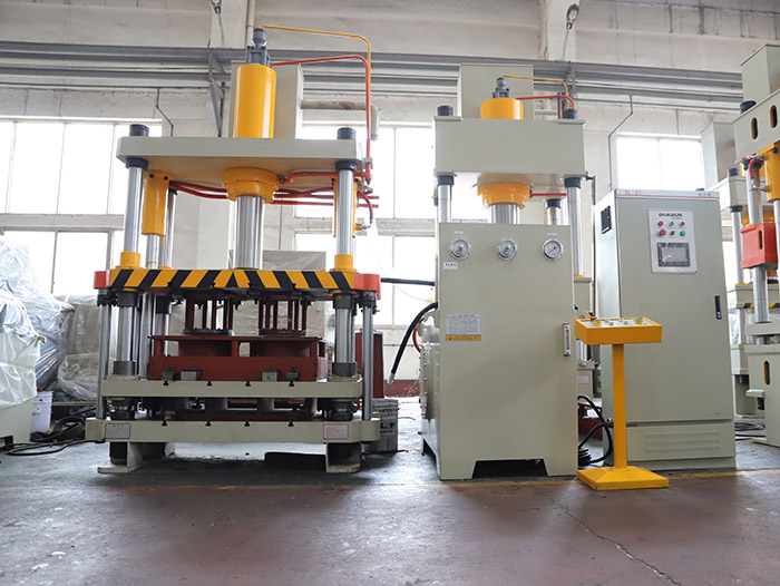 四柱三梁液壓機技術參數